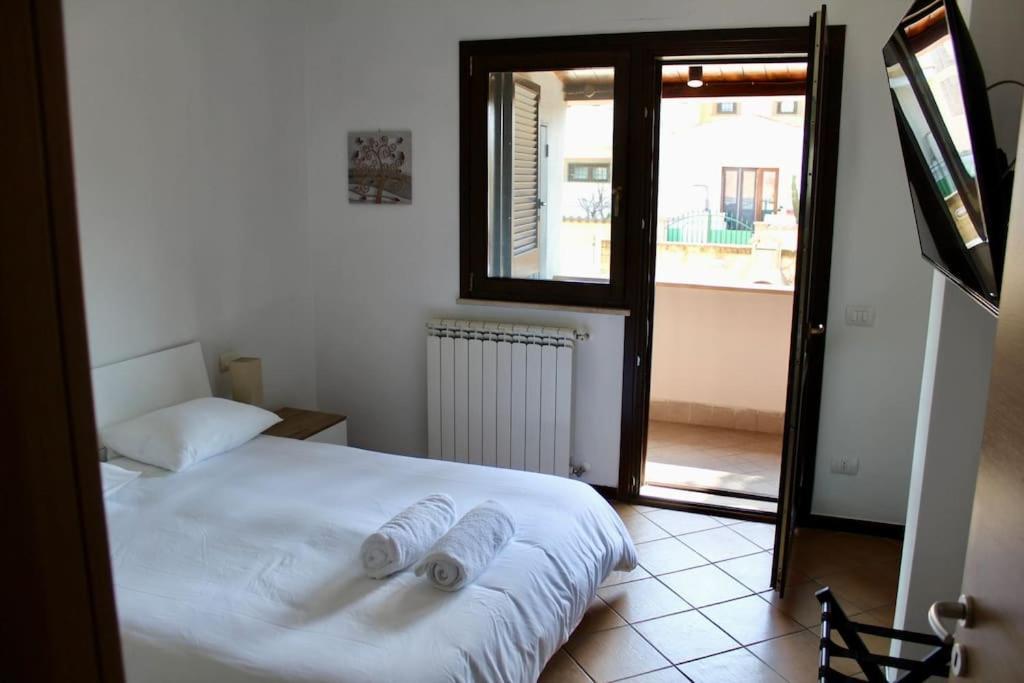 The Garden House Fco, Self Check In And Free Private Parking Apartment Fiumicino Luaran gambar