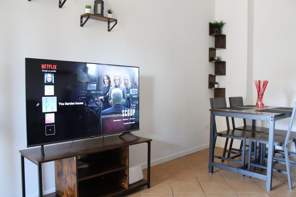 The Garden House Fco, Self Check In And Free Private Parking Apartment Fiumicino Luaran gambar