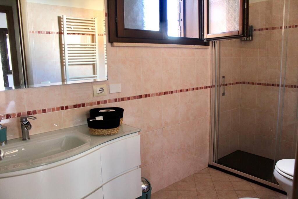 The Garden House Fco, Self Check In And Free Private Parking Apartment Fiumicino Luaran gambar